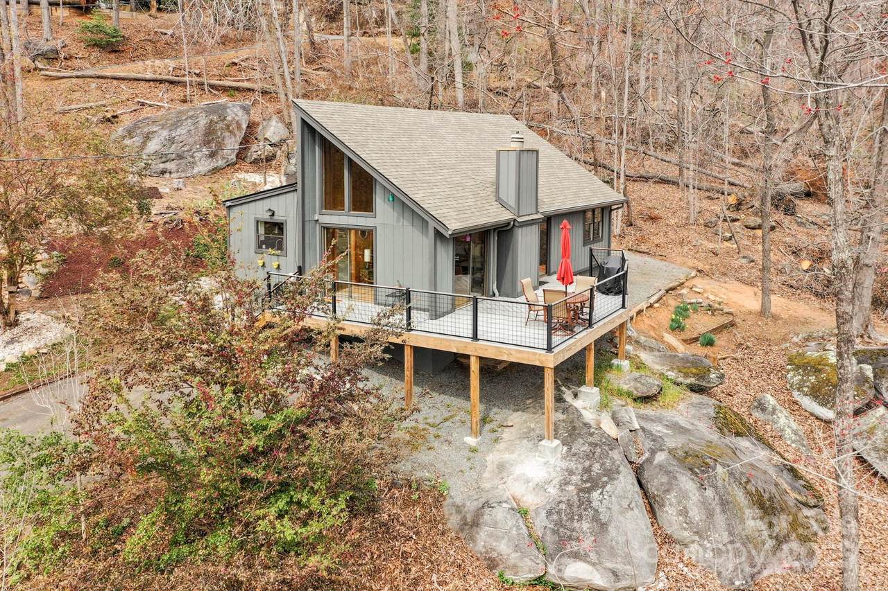 456 Youngs Mountain Drive - Photo 1