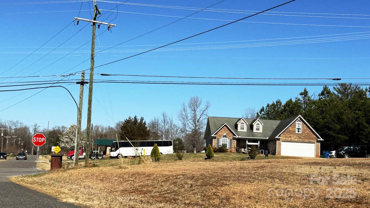 1302 Earl Road - Photo 1