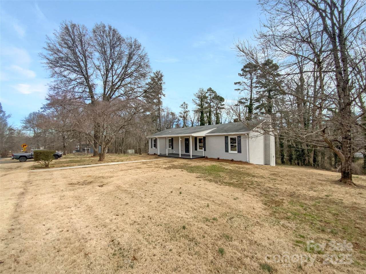 510 Newport Drive - Photo 1