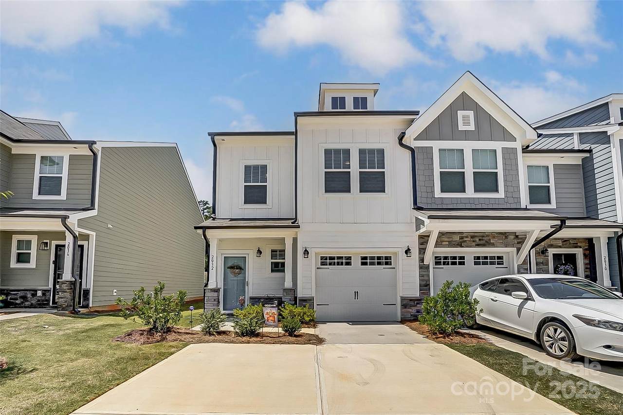 2032 Crooked Oak Lane - Photo 1