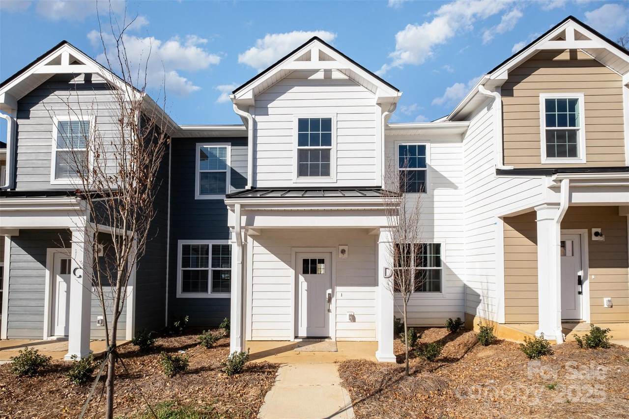 336 B Lincoln Street - Photo 1