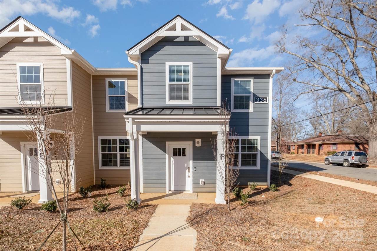 336 F Lincoln Street - Photo 1