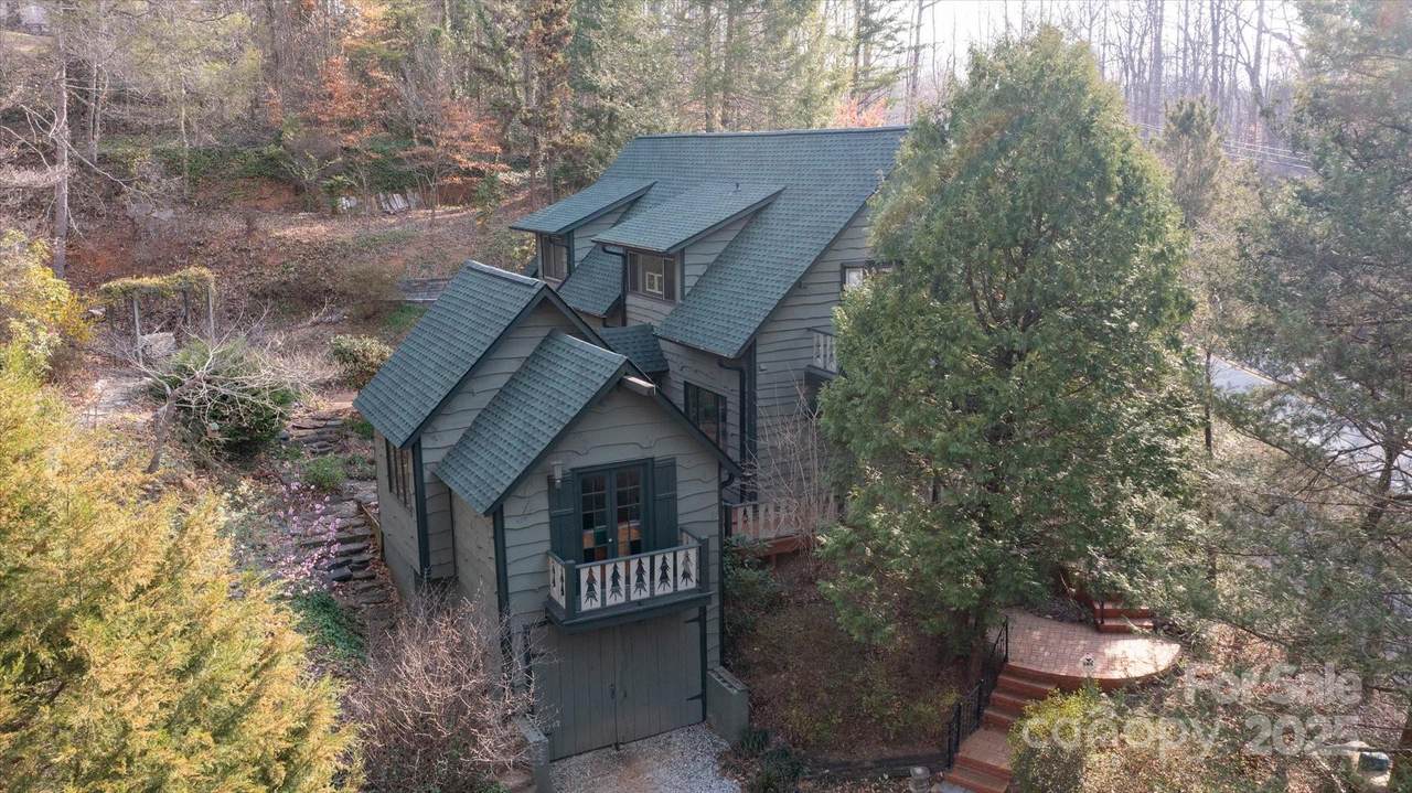 1506 Lynn Road - Photo 1