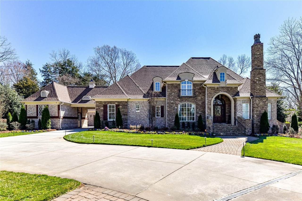 7295 Three Sisters Lane - Photo 1