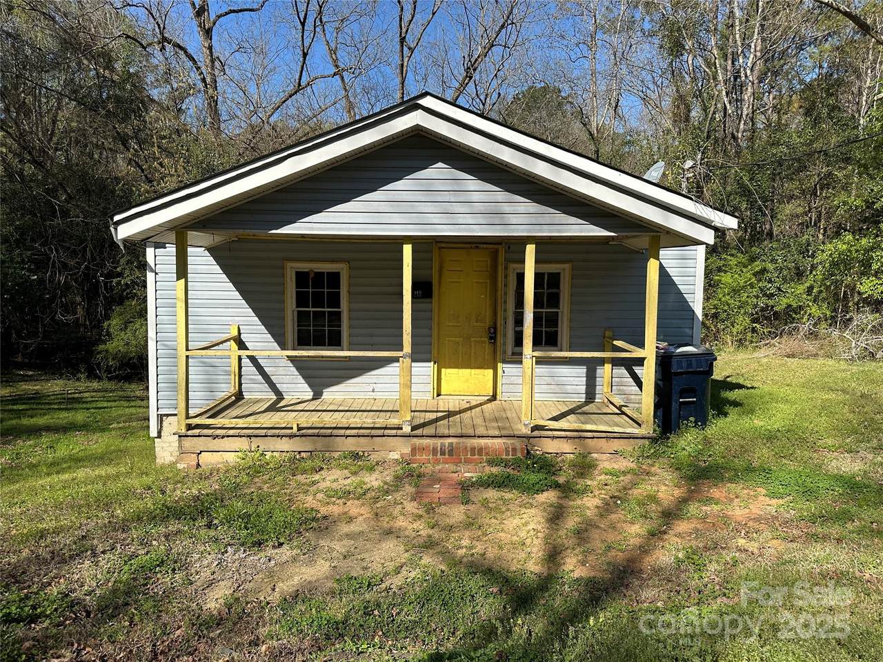 212 Toatley Drive - Photo 1