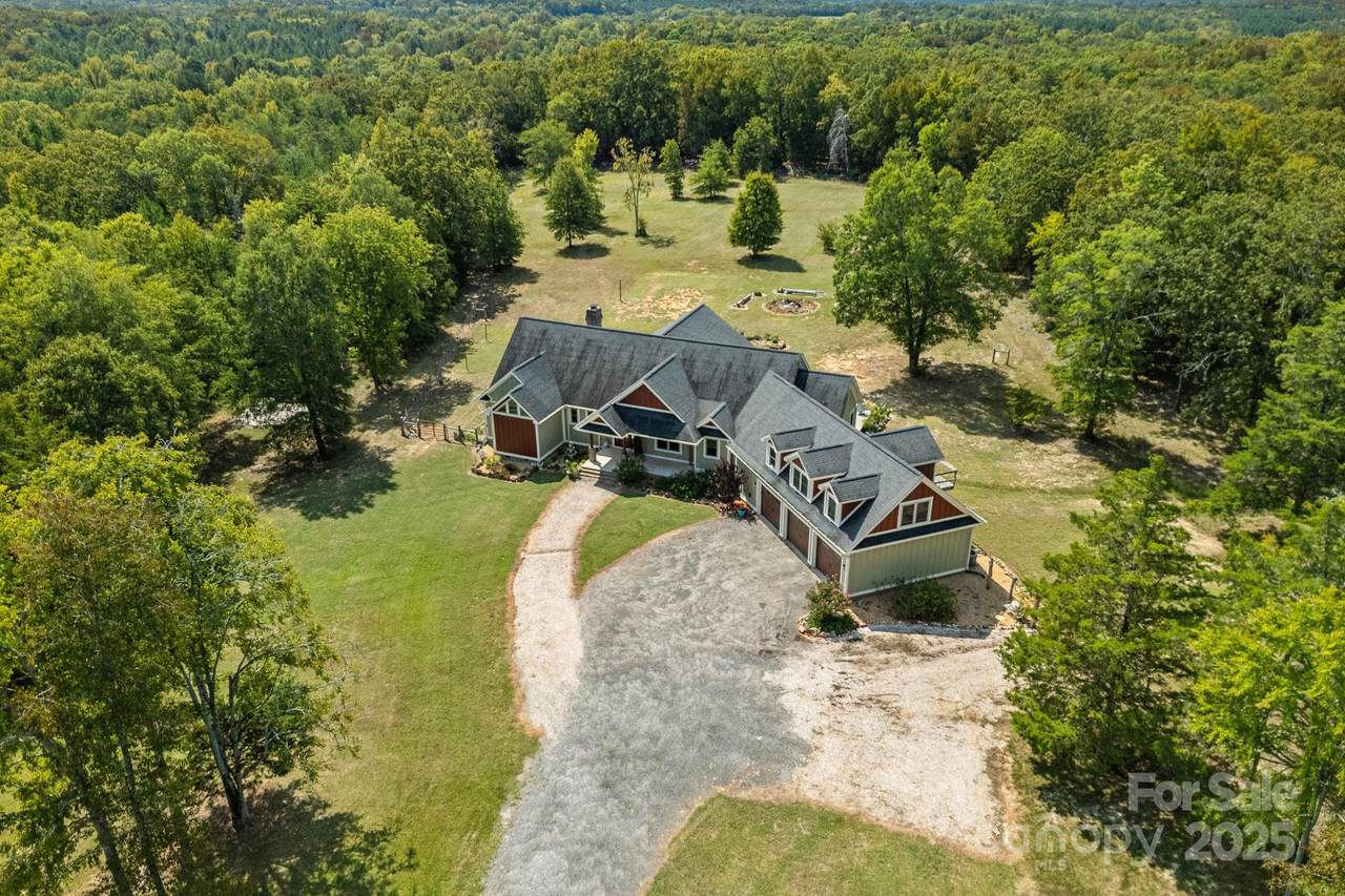 5546/5510 Hoodtown Road - Photo 1