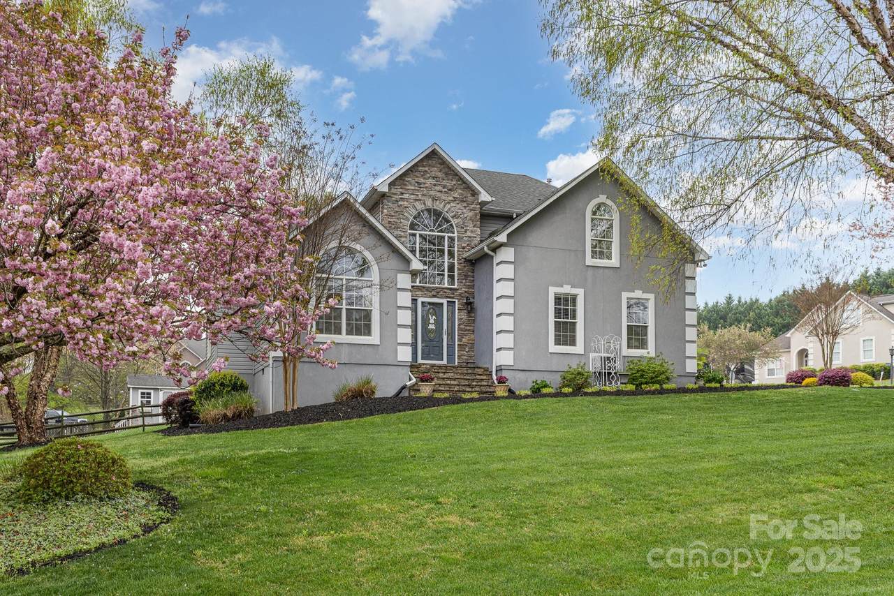 130 Hopedale Court - Photo 1
