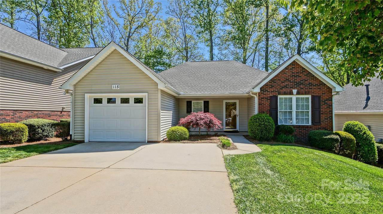 115 Keswick Lane - Photo 1