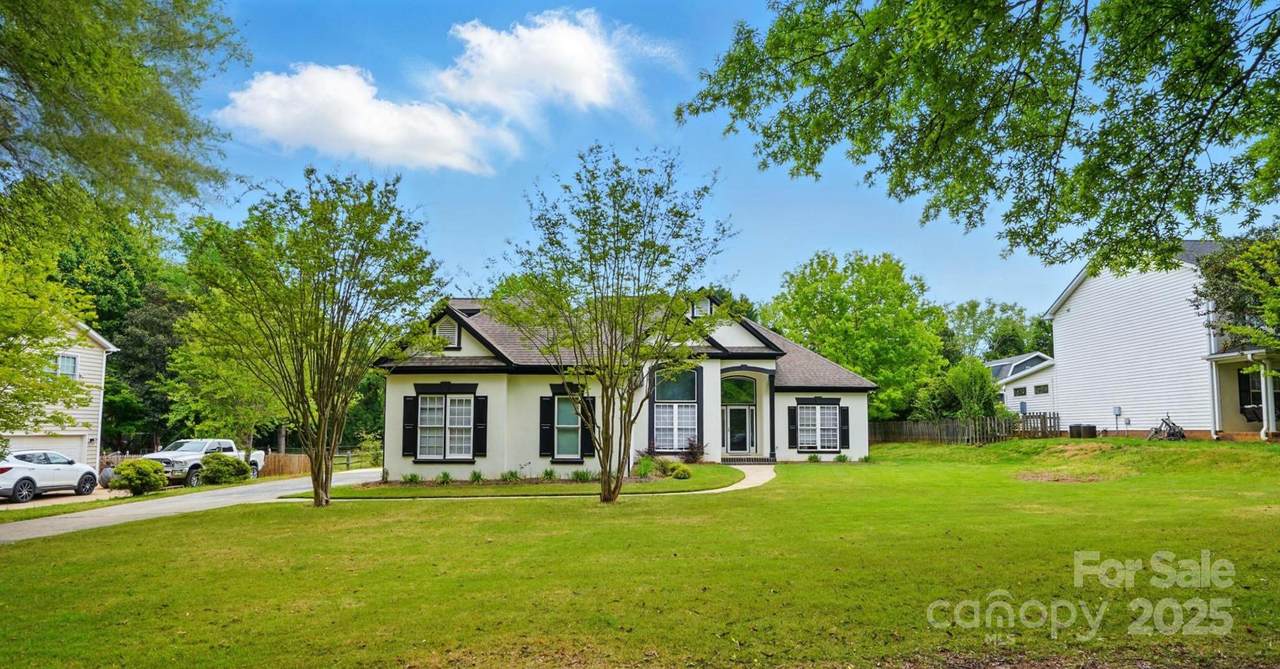 530 Dovefield Drive - Photo 1