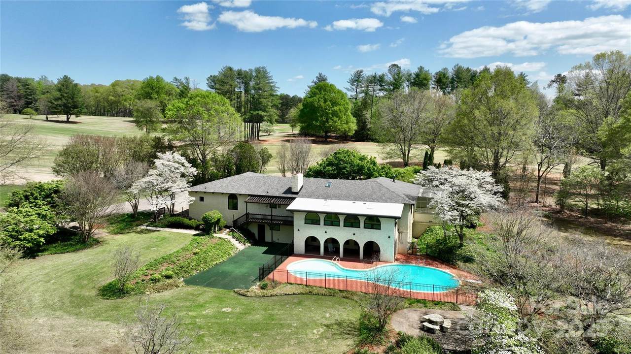 455 Gleneagles Road - Photo 1