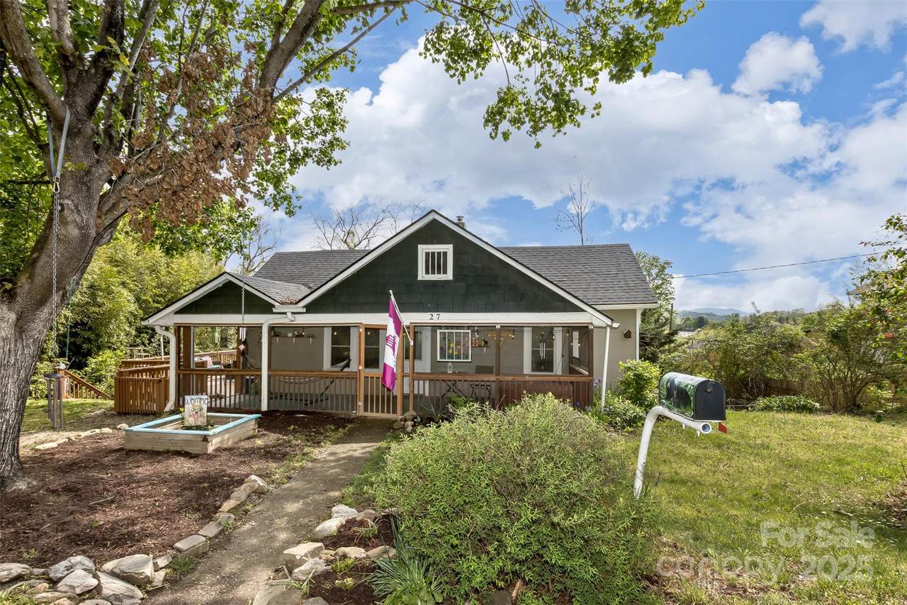27 Townview Drive - Photo 1