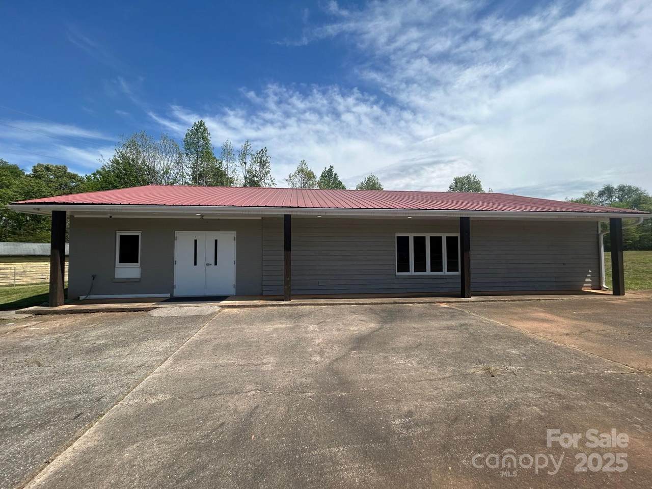 1034 Long Shoals Road - Photo 1