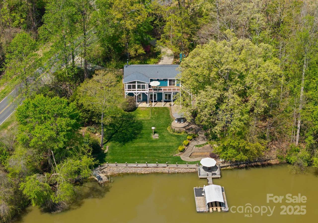 1430 Mollys Backbone Road - Photo 1