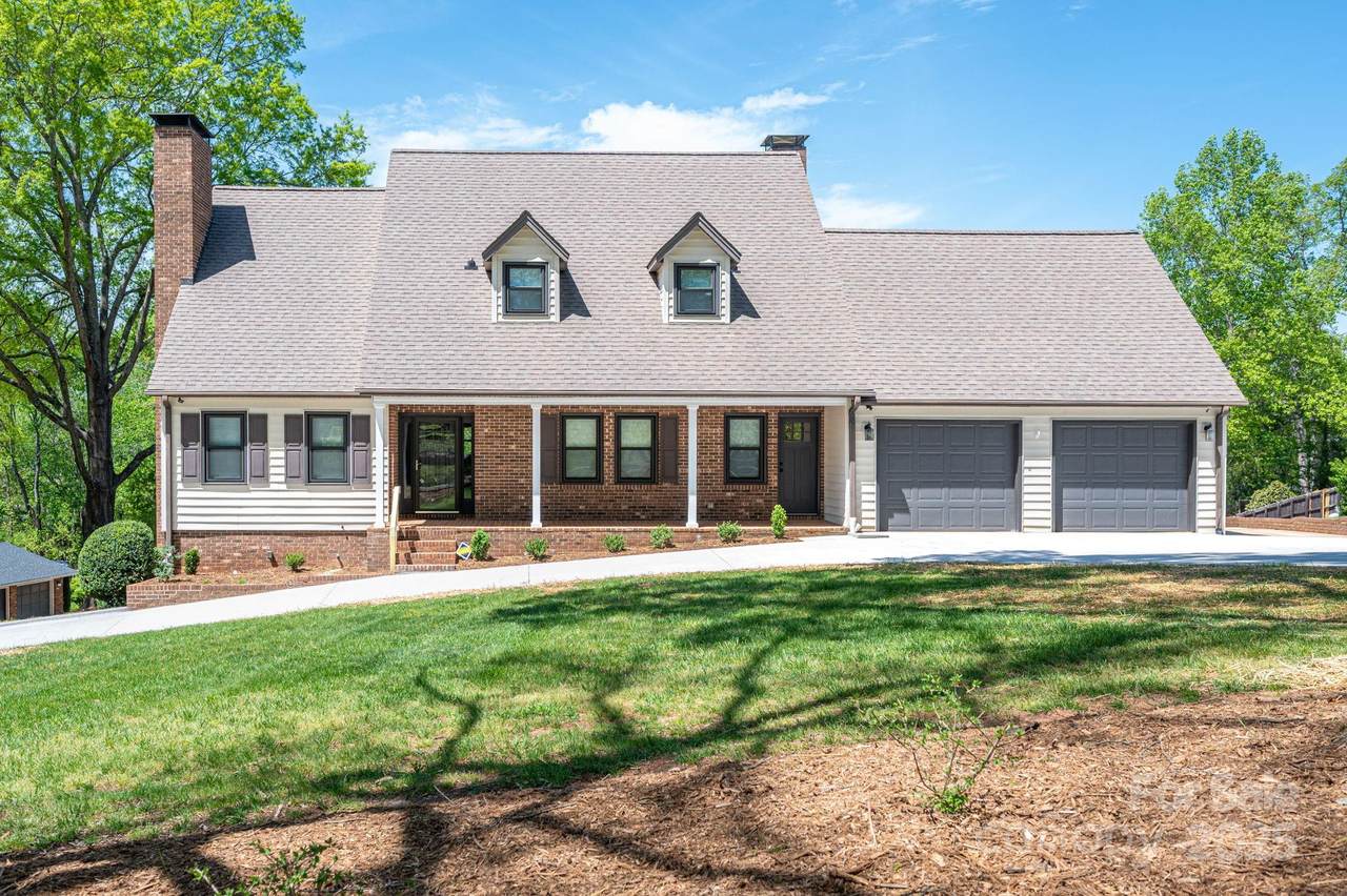 3755 11th Street - Photo 1