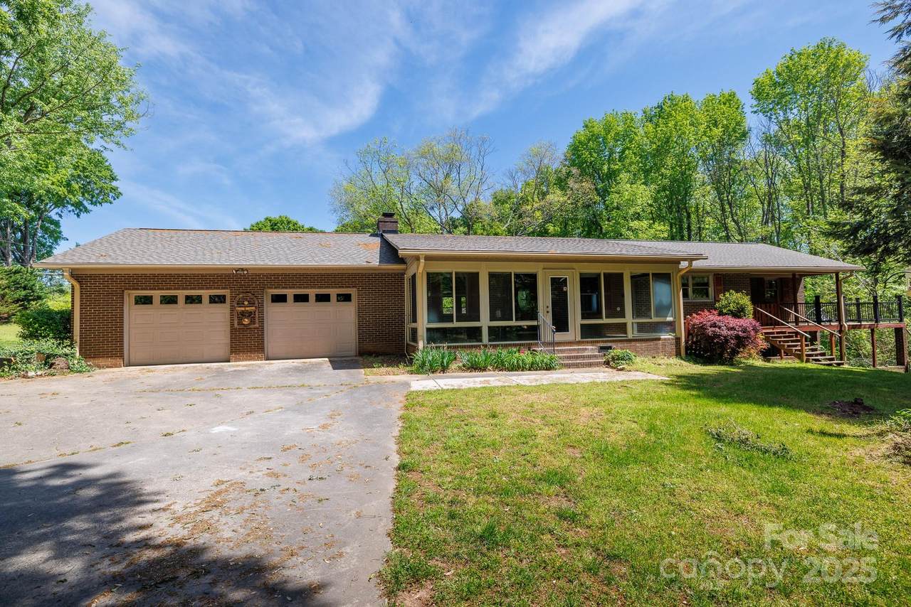 567 Willie Lane - Photo 1