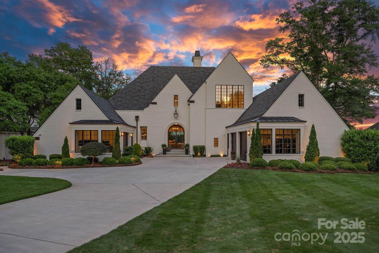 7861 Live Oaks Drive - Photo 1