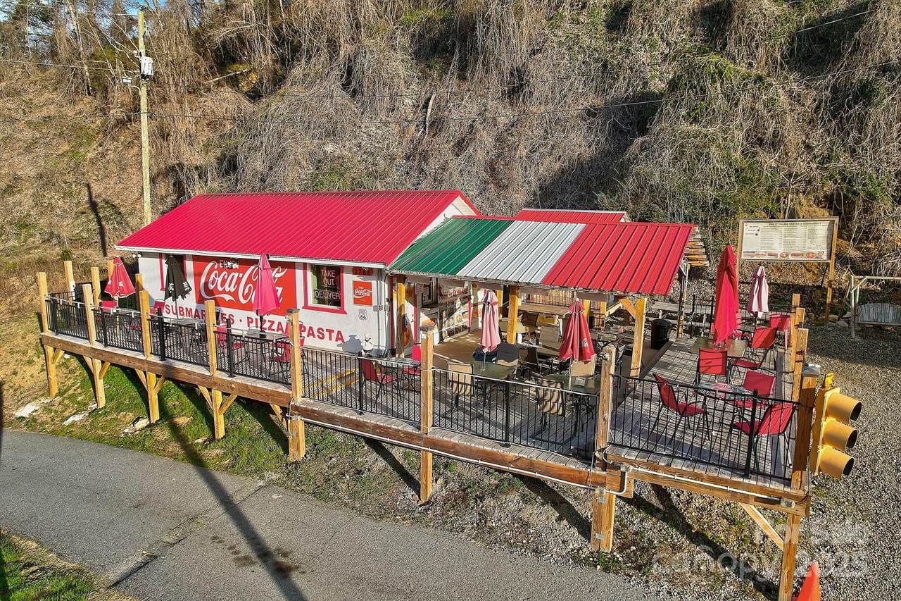 2768 Asheville Highway - Photo 1