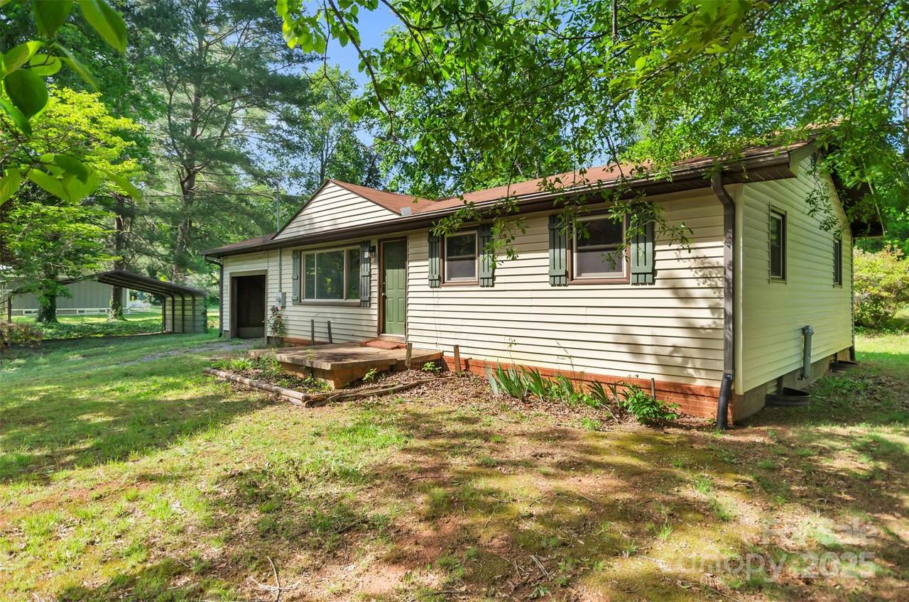 81 Julia Street - Photo 1