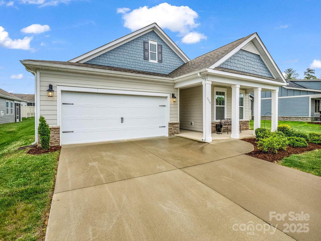 775 Summerfield Place - Photo 1