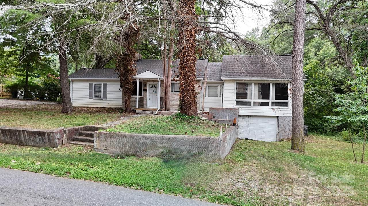 903 Davidson Avenue - Photo 1