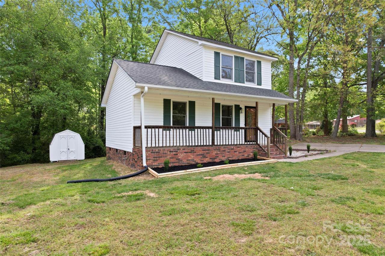 227 Branchwood Circle - Photo 1