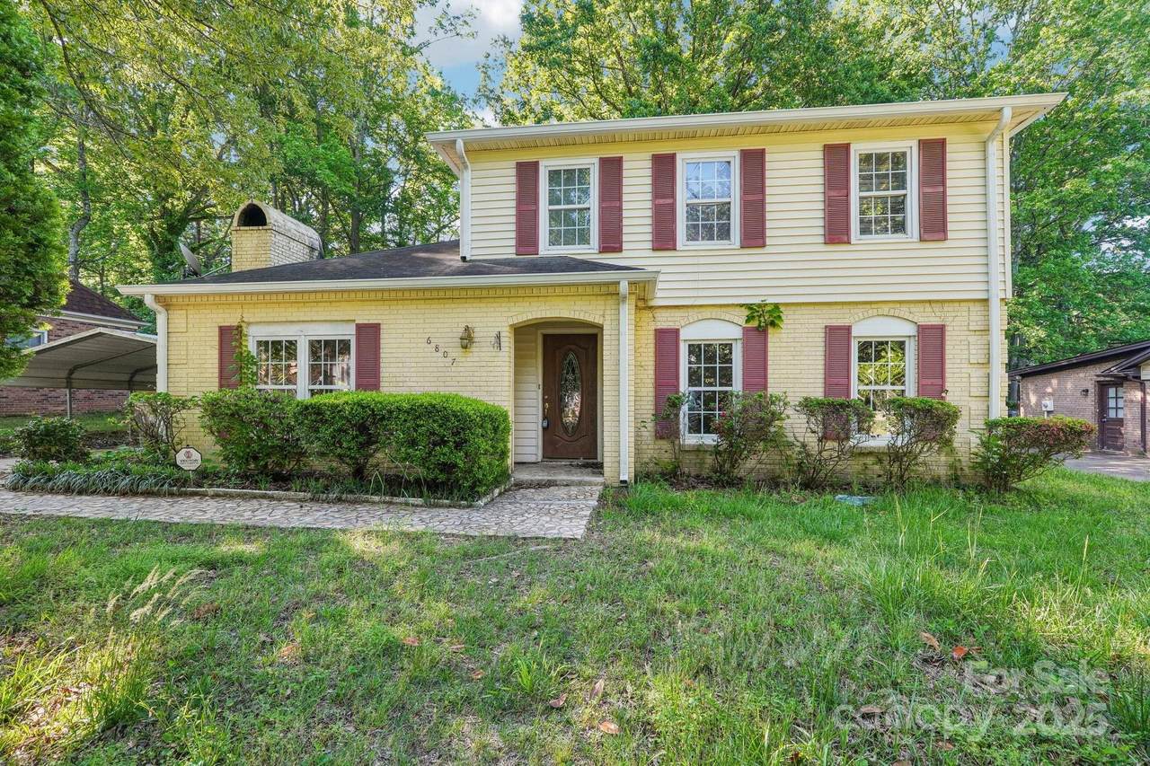 6807 Woodfield Drive - Photo 1