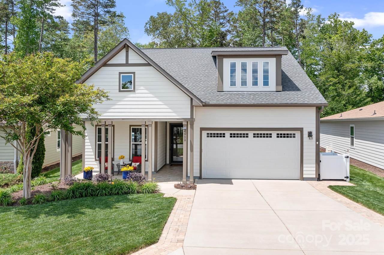 4902 Looking Glass Trail - Photo 1