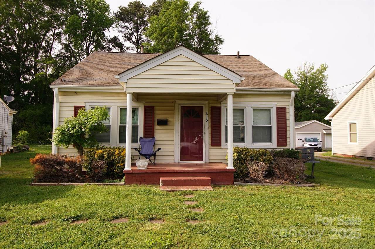 615 Mauney Avenue - Photo 1