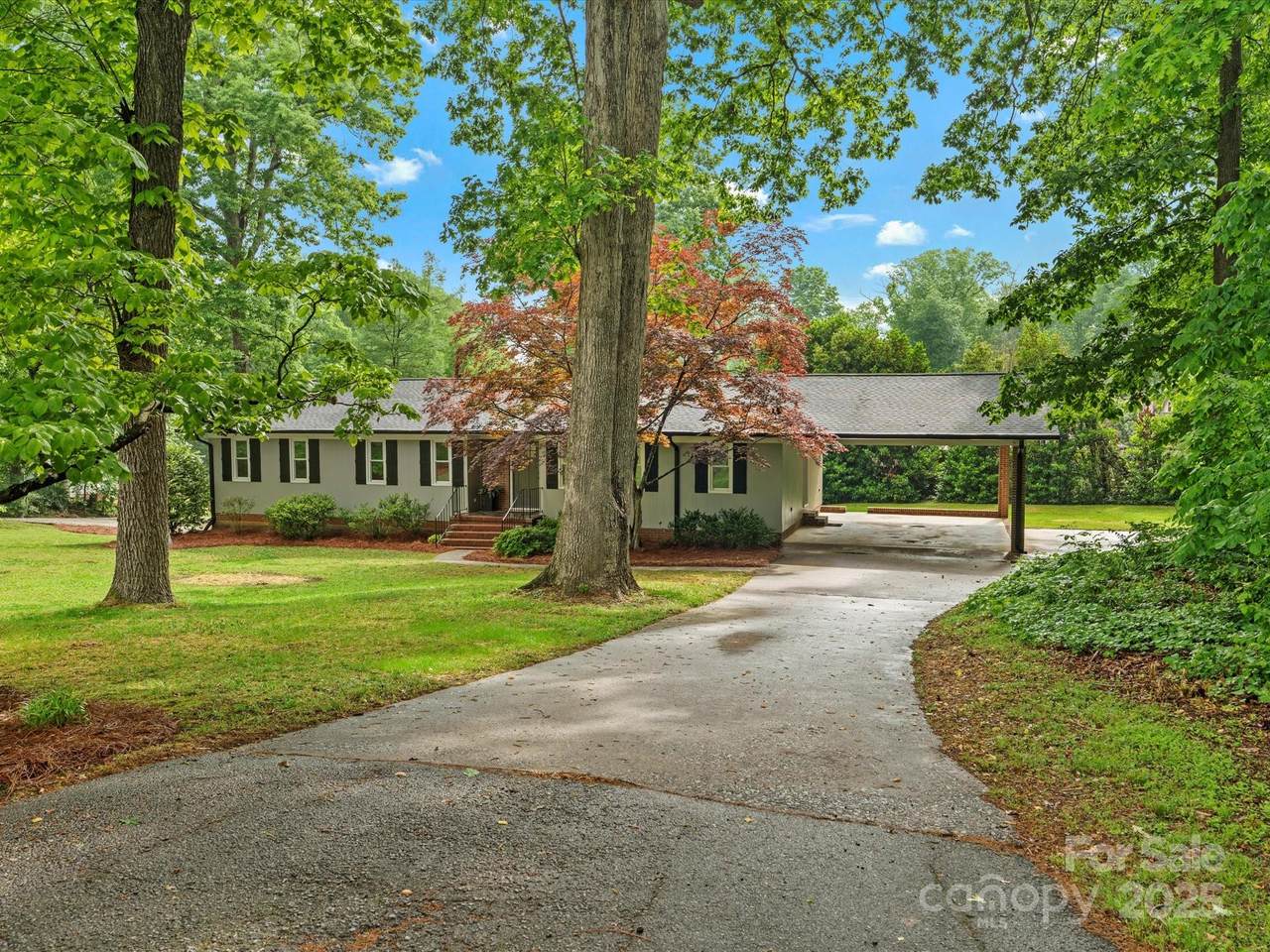 981 Meadowlark Drive - Photo 1