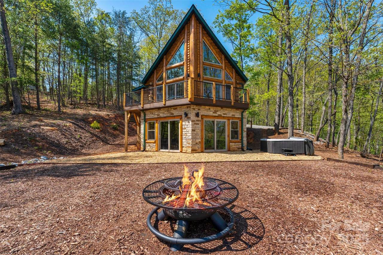 153 Chetan Way - Photo 1