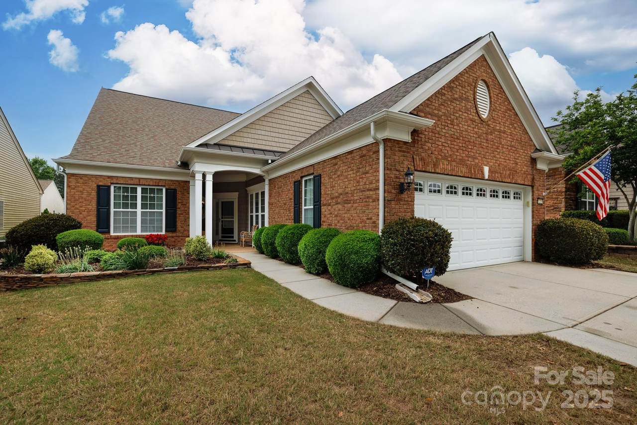 52538 Winchester Street - Photo 1
