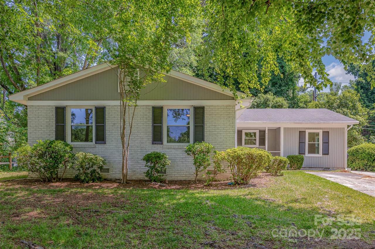 6007 Charing Place - Photo 1