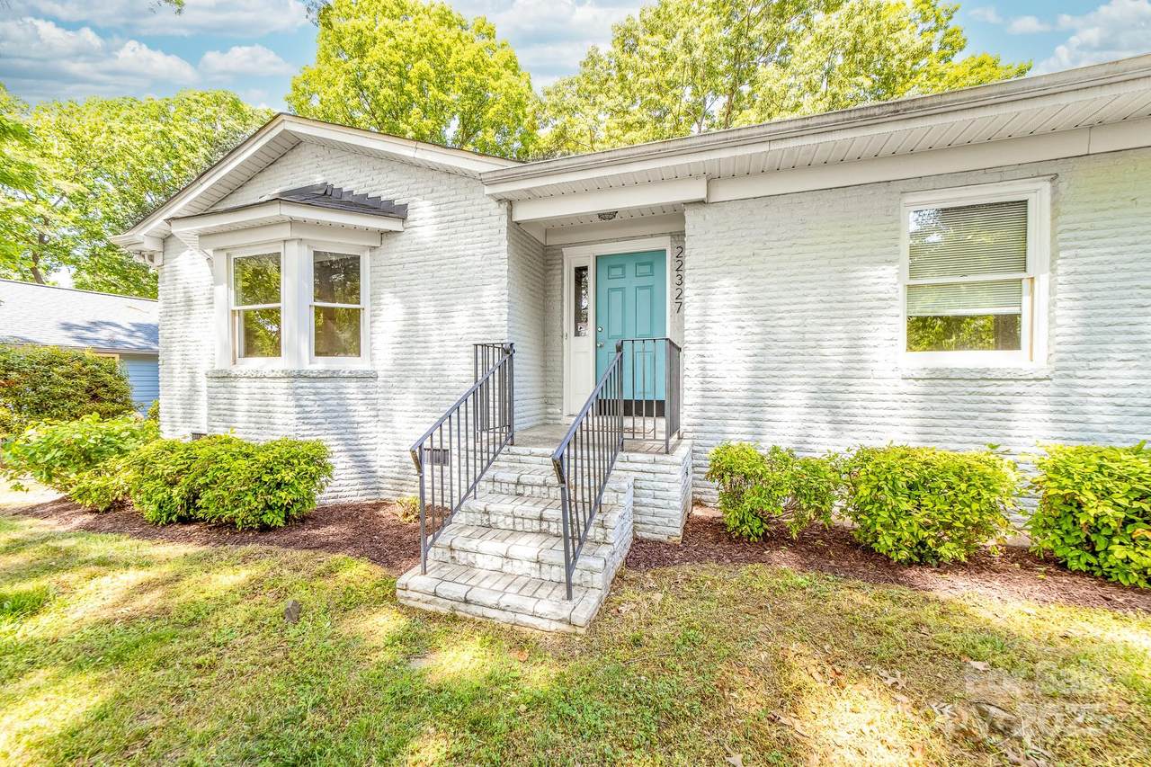22330 Torrence Chapel Road - Photo 1