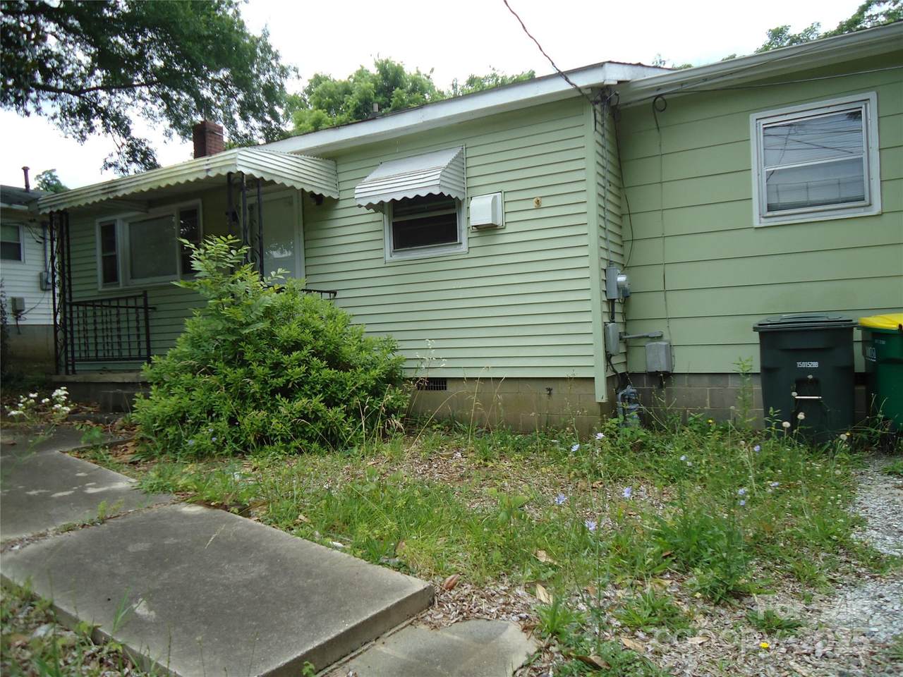 1027 Old Plank Road - Photo 1