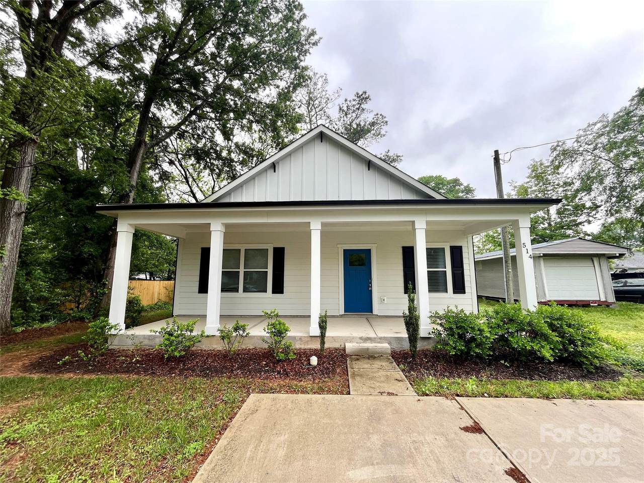 514 Rich Street - Photo 1