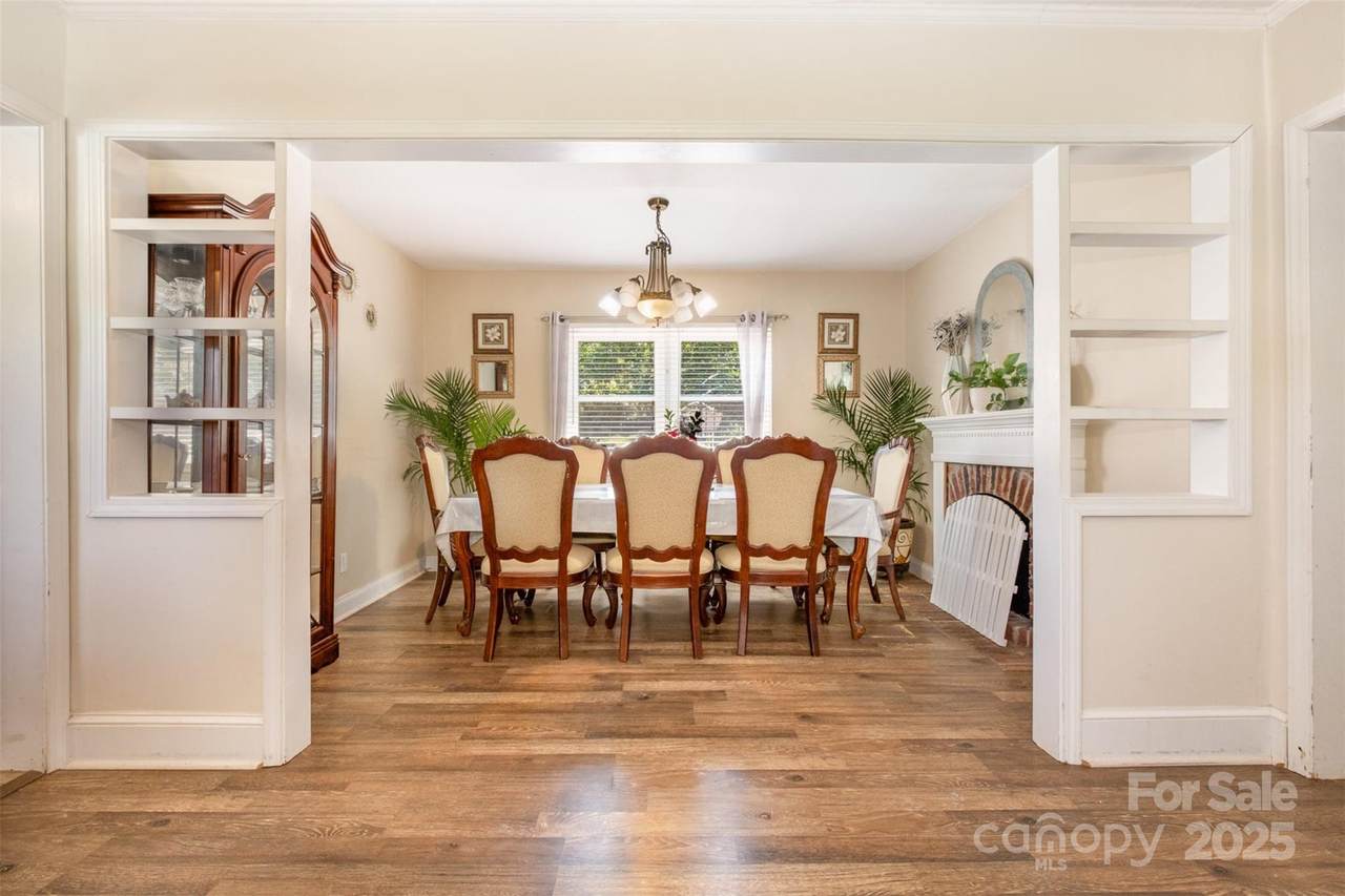 145 Driftwood Drive - Photo 1
