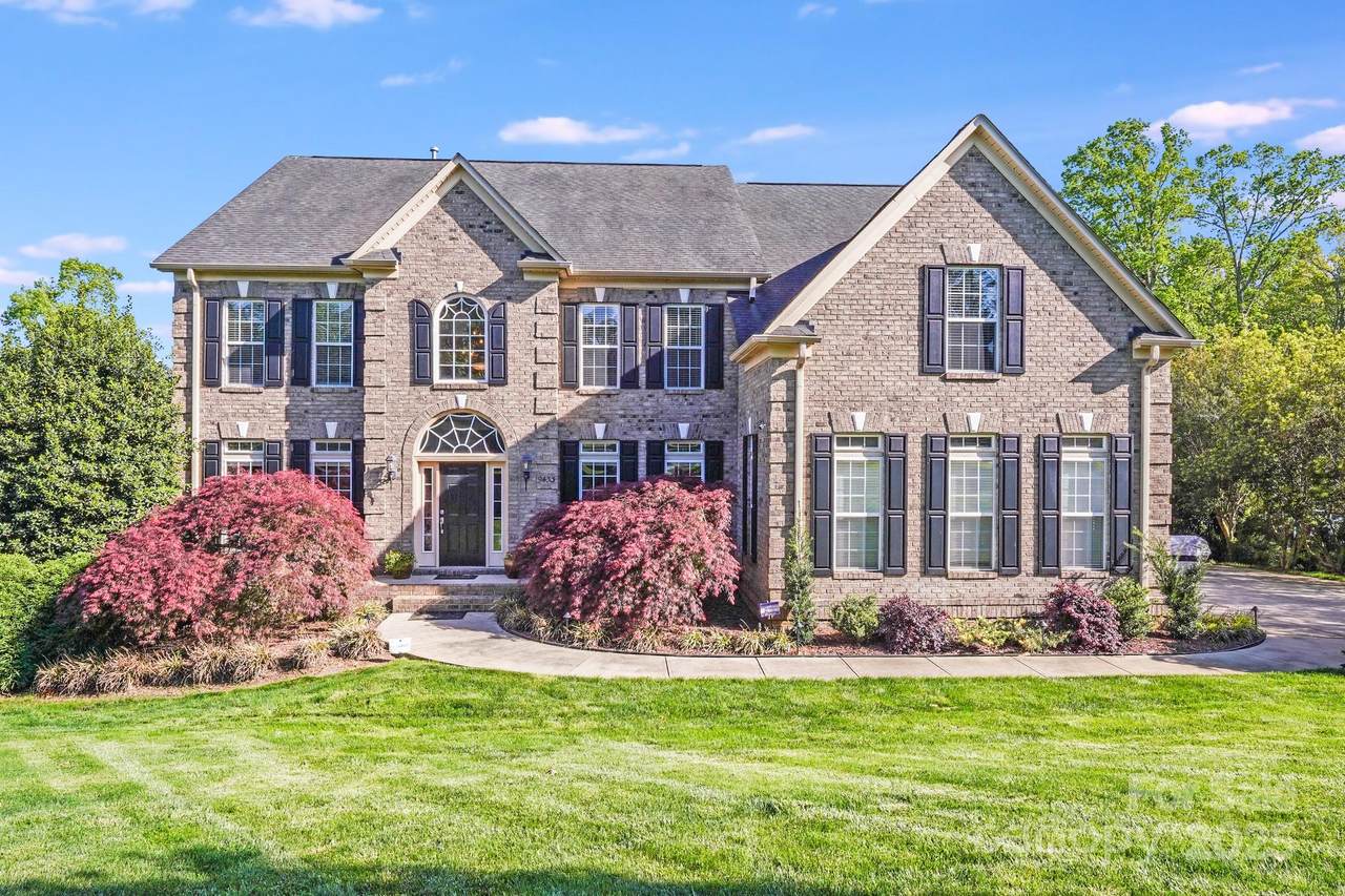 9433 Stonebridge Way - Photo 1