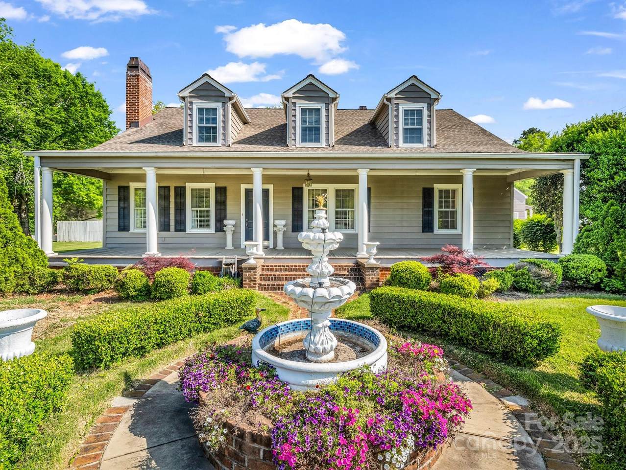 238 Mountain Street - Photo 1