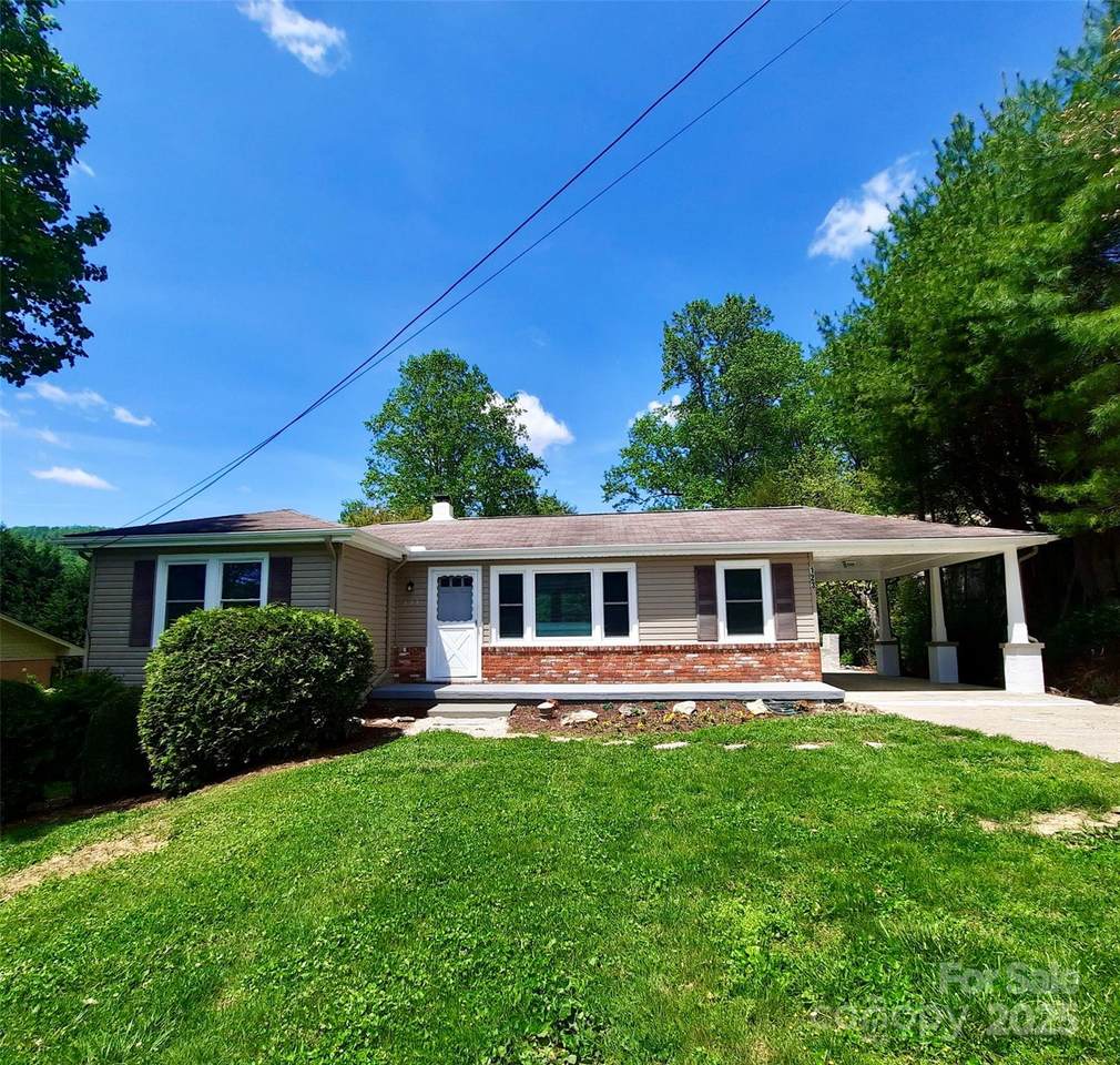 123 Longview Drive - Photo 1