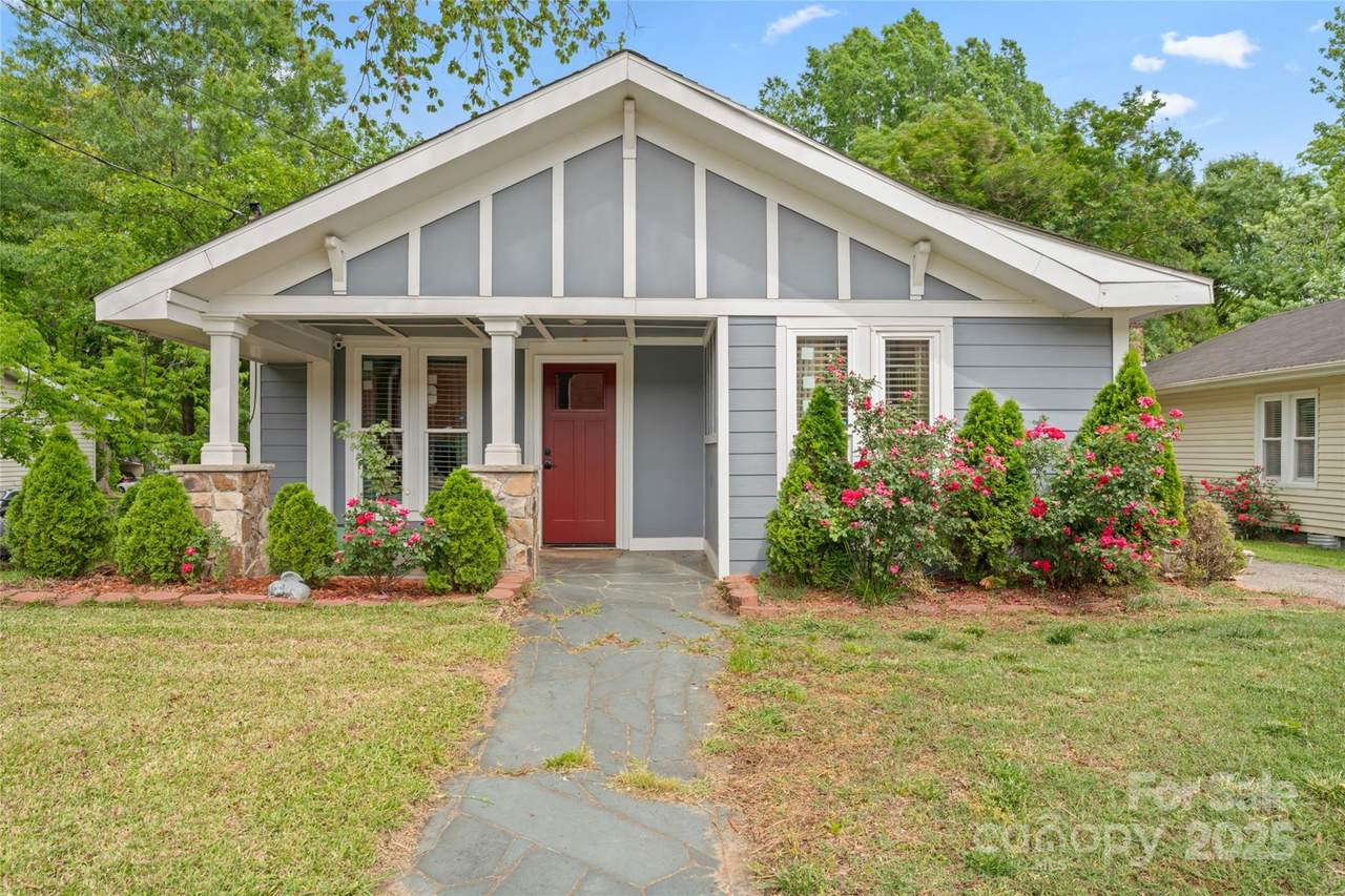 222 Weldon Street - Photo 1