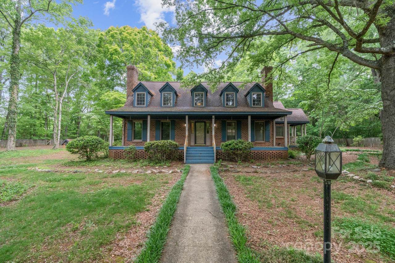 1513 Shelby Highway - Photo 1