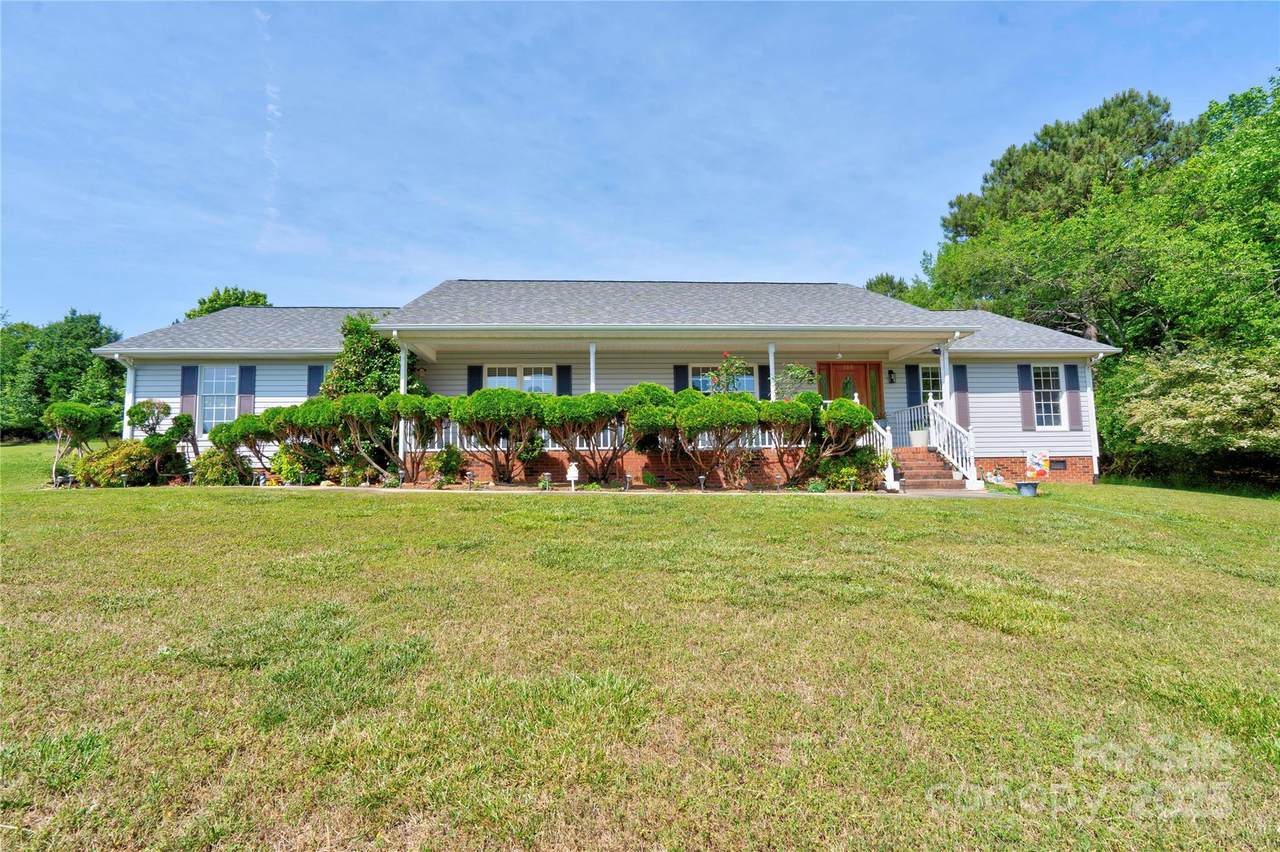 108 Windy Hill Drive - Photo 1