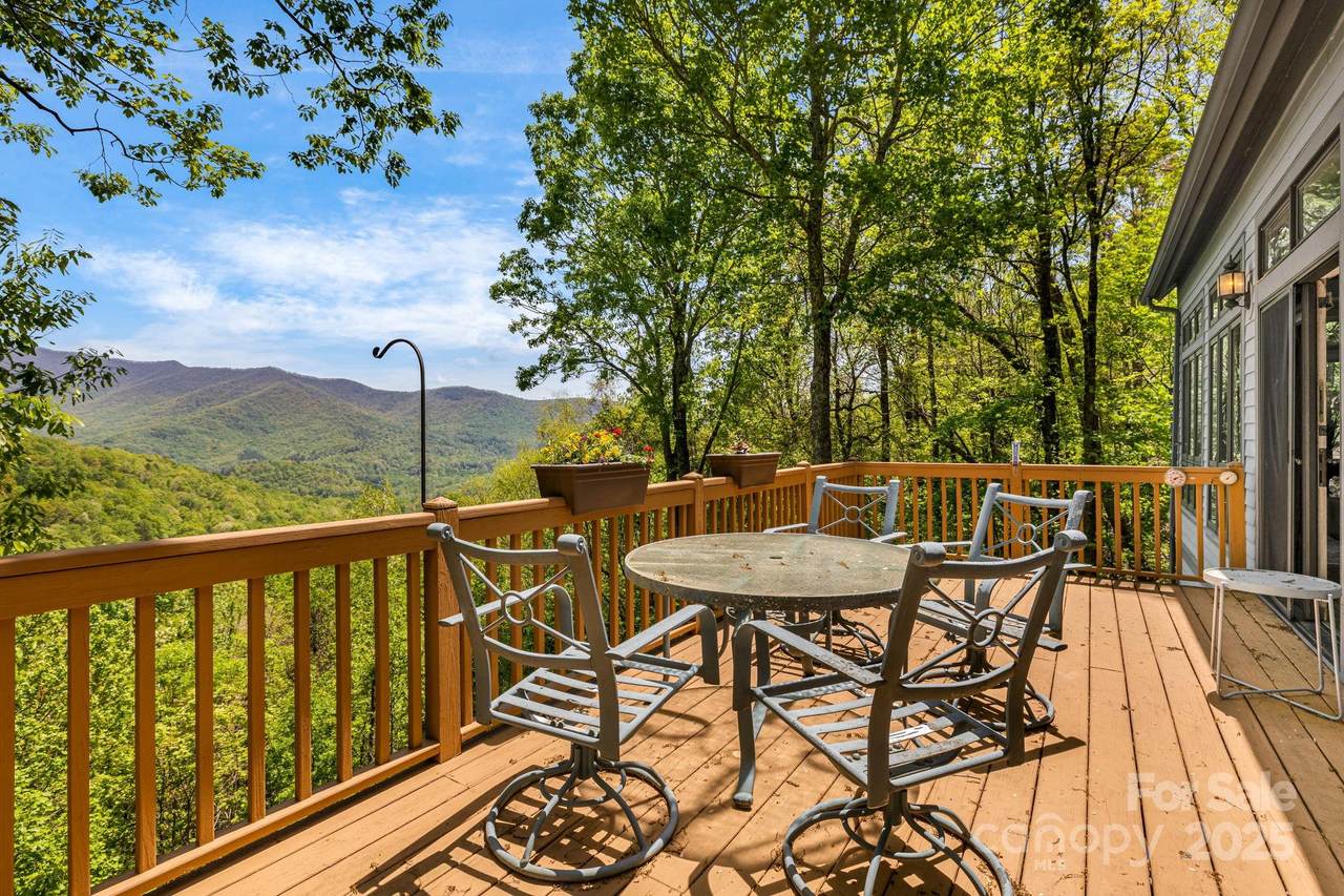 33 Great Aspen Way - Photo 1