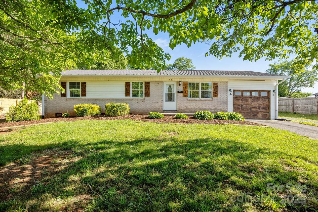 136 Kent Drive - Photo 1