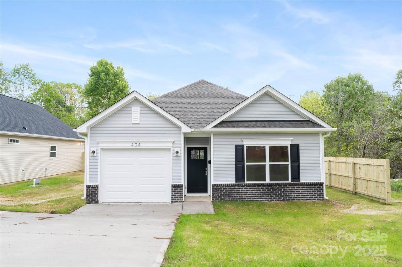 401 Groves Street - Photo 1
