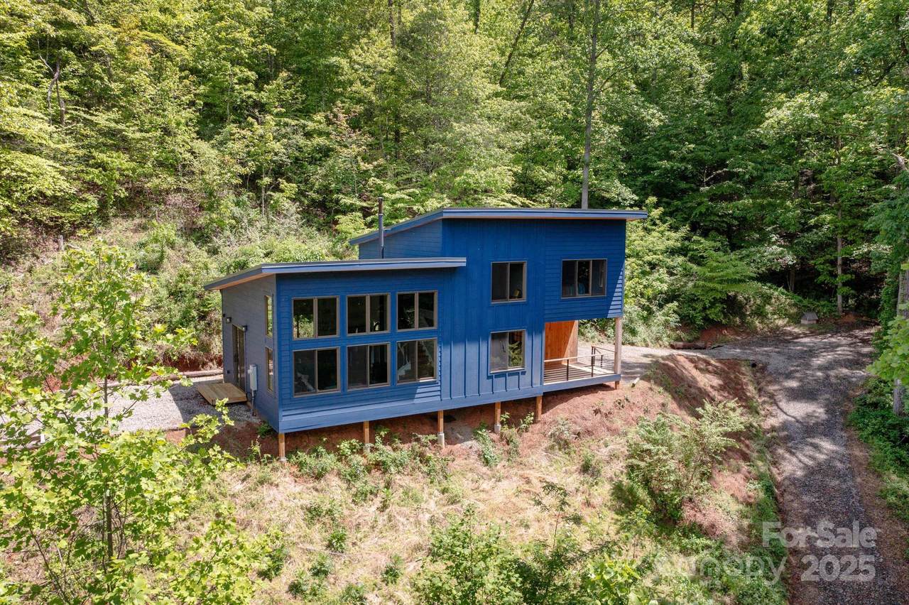 83 Mount Airy Road - Photo 1