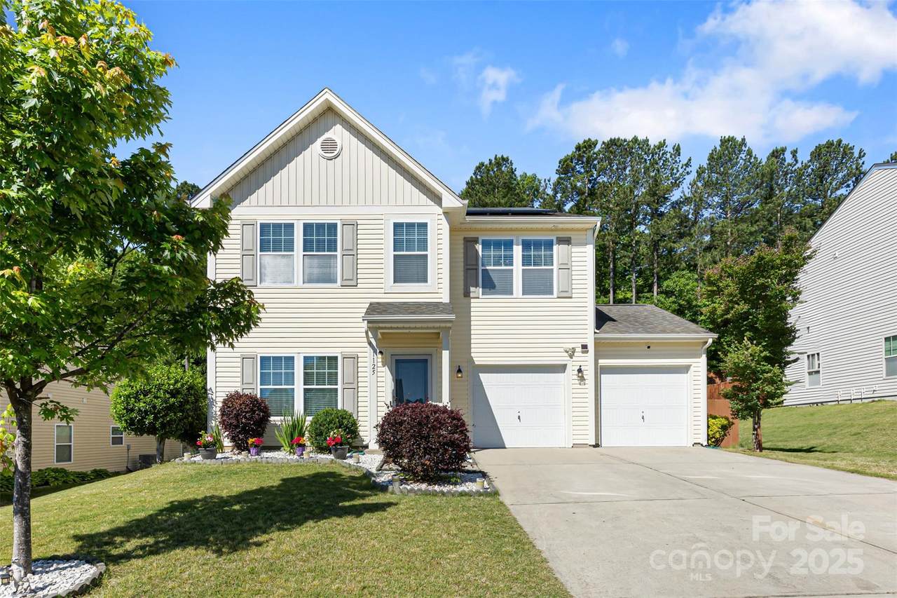 1125 Jasmine Drive - Photo 1