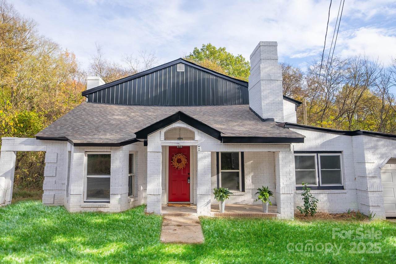 383 Camden Court - Photo 1