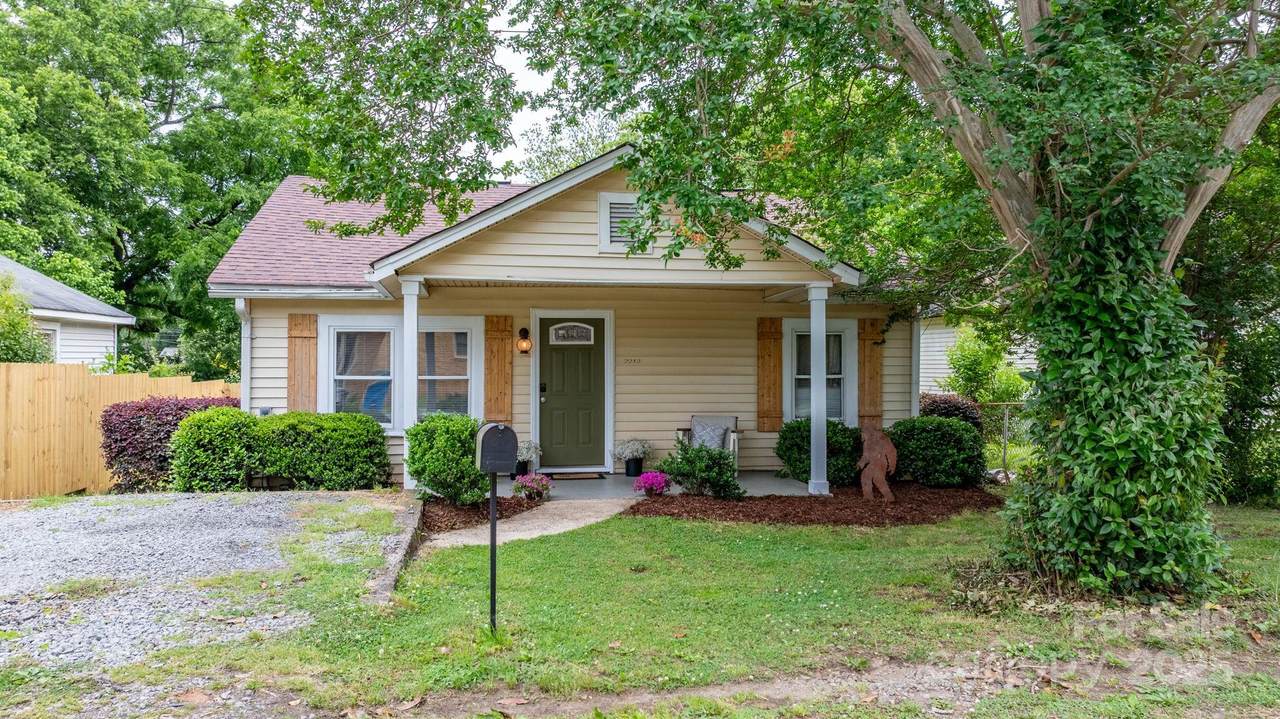 2212 Acme Road - Photo 1