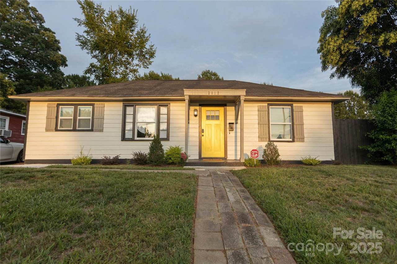 2012 Double Oaks Road - Photo 1